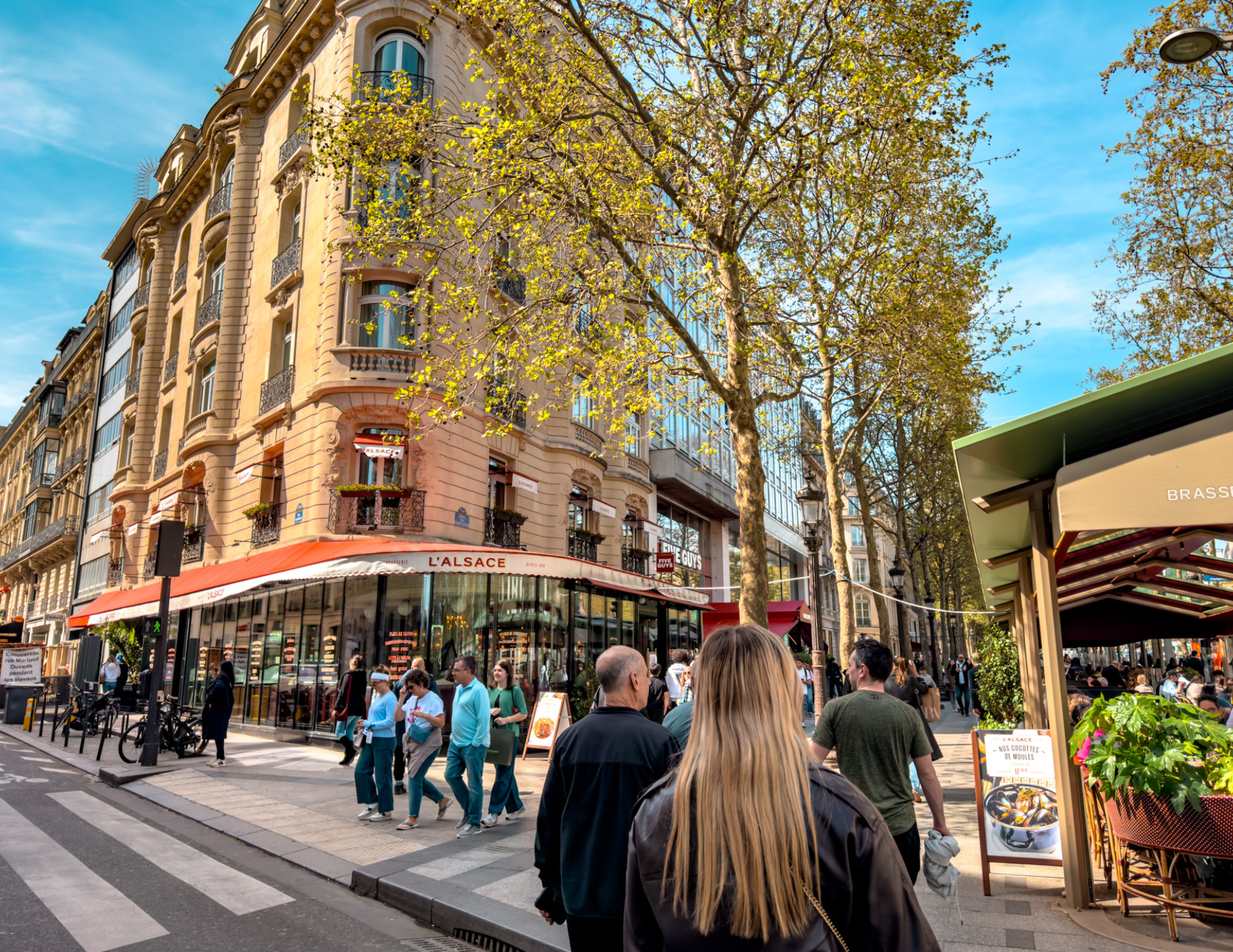 How to Eat on a Budget in Paris (25).png